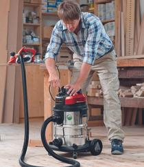 Wet/Dry Vacuum Cleaner (elect) TE-VC 1925 SA example_usage 1