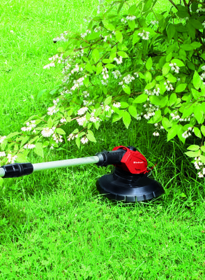 einhell-expert-plus-cordless-lawn-trimmer-3411186-example_usage-103