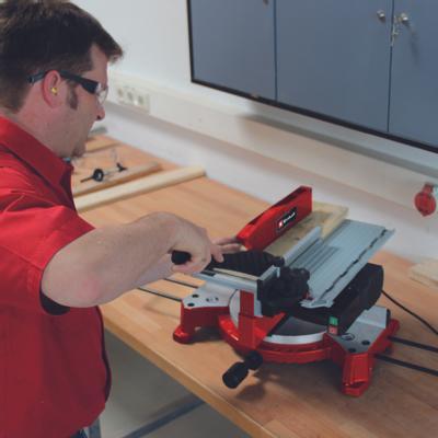 einhell-classic-mitre-saw-with-upper-table-4300345-example_usage-102