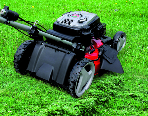 einhell-classic-petrol-lawn-mower-3404355-example_usage-102
