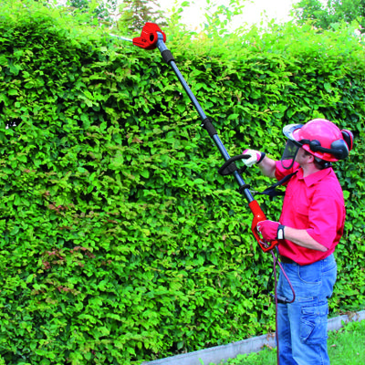einhell-classic-electric-pole-hedge-trimmer-3403200-example_usage-002