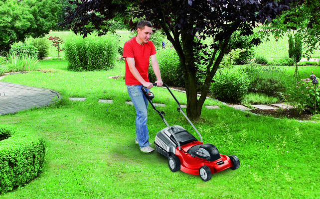 einhell-classic-electric-lawn-mower-3400285-example_usage-101
