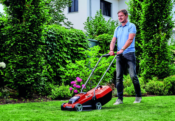 einhell-expert-cordless-lawn-mower-3413256-example_usage-001
