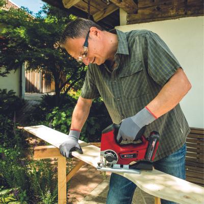 einhell-expert-cordless-jig-saw-4321200-example_usage-001