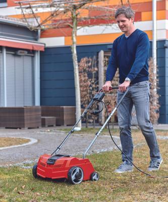 einhell-classic-electric-scarifier-3420630-example_usage-001