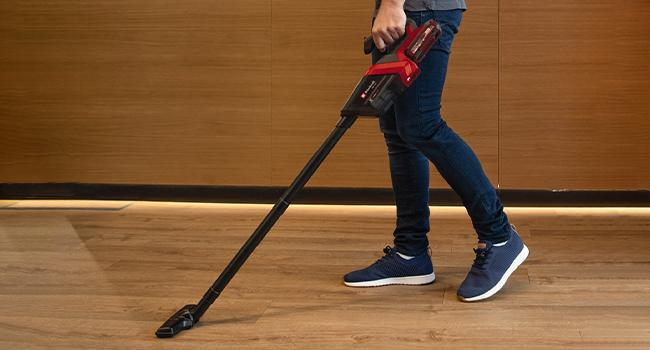 Floor-nozzle-for-use-as-a-vacuum-cleaner