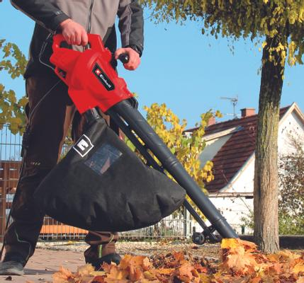 einhell-classic-electric-leaf-vacuum-3433371-example_usage-101