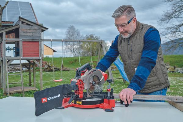 einhell-expert-cordless-mitre-saw-4300890-example_usage-101