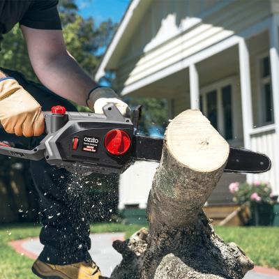 ozito-electric-chain-saw-3000192-example_usage-101