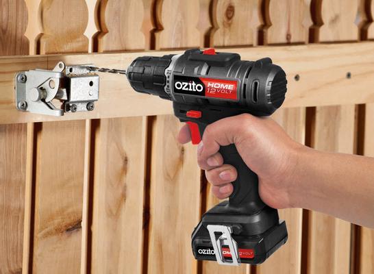 ozito-cordless-drill-kit-3000139-example_usage-101