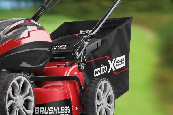ozito-cordless-lawn-mower-3000789-detail_image-101