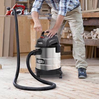 ozito-wet-dry-vacuum-cleaner-elect-3000110-example_usage-102