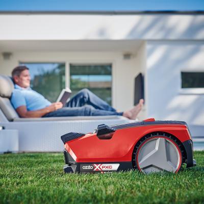 ozito-robot-lawn-mower-3001047-example_usage-107